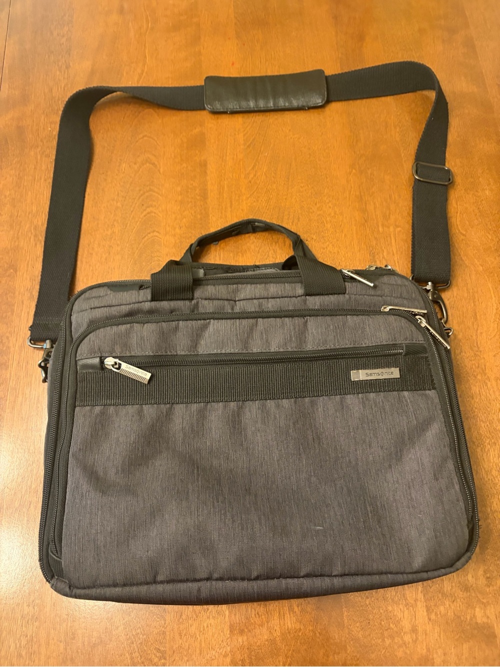 Samsonite 14 inch laptop briefcase.